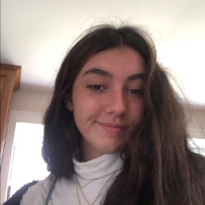 Meet your Posher, Alexandra